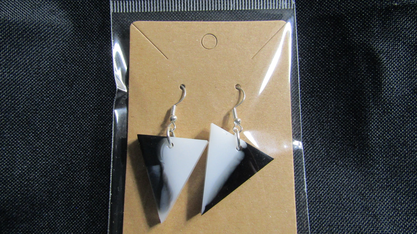 B/W Triangle Earrings