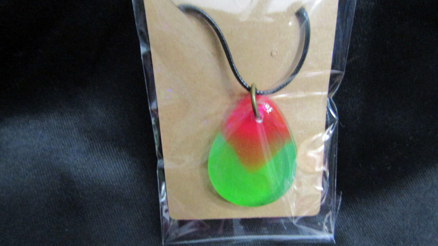 Red/Green Teardrop